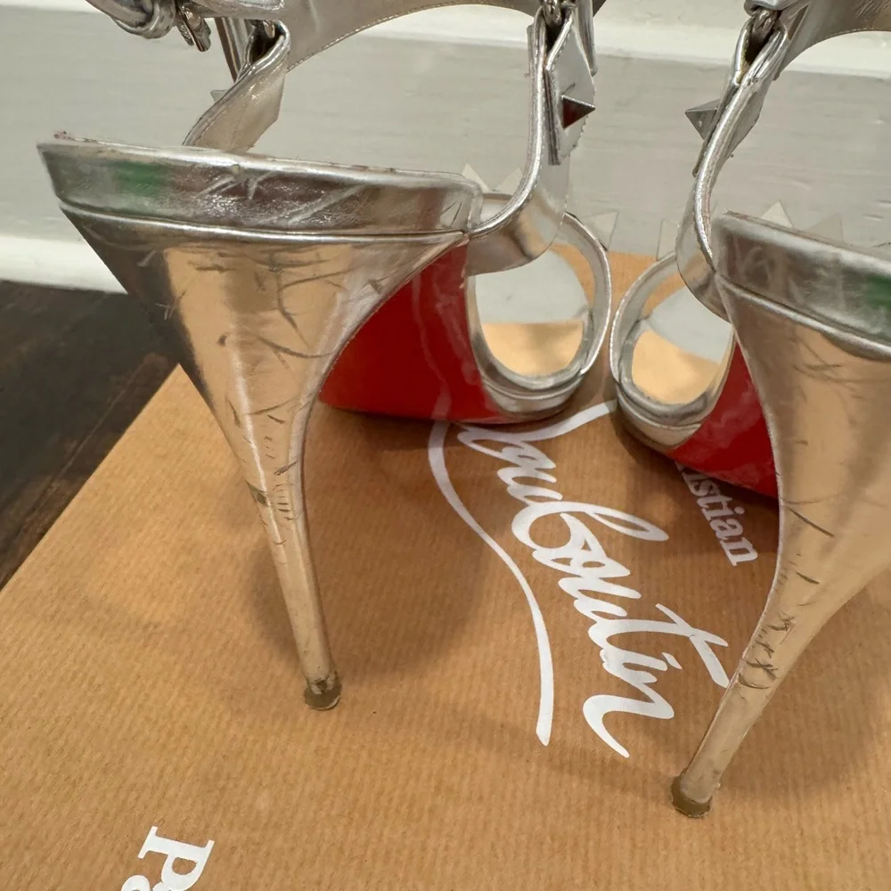 Authentic Christian Louboutin Miziggoo 120  Silver Spike Sandals Size 40.5 - Picture 5 of 8